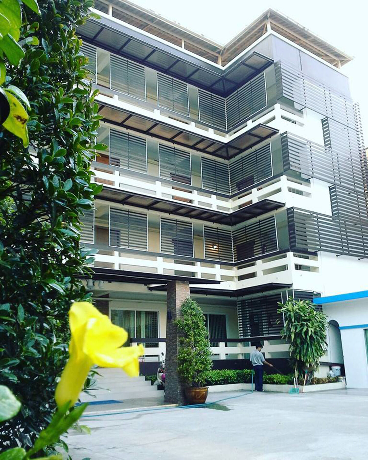 Ze Residence กรุงเทพมหานคร ภายนอก รูปภาพ
