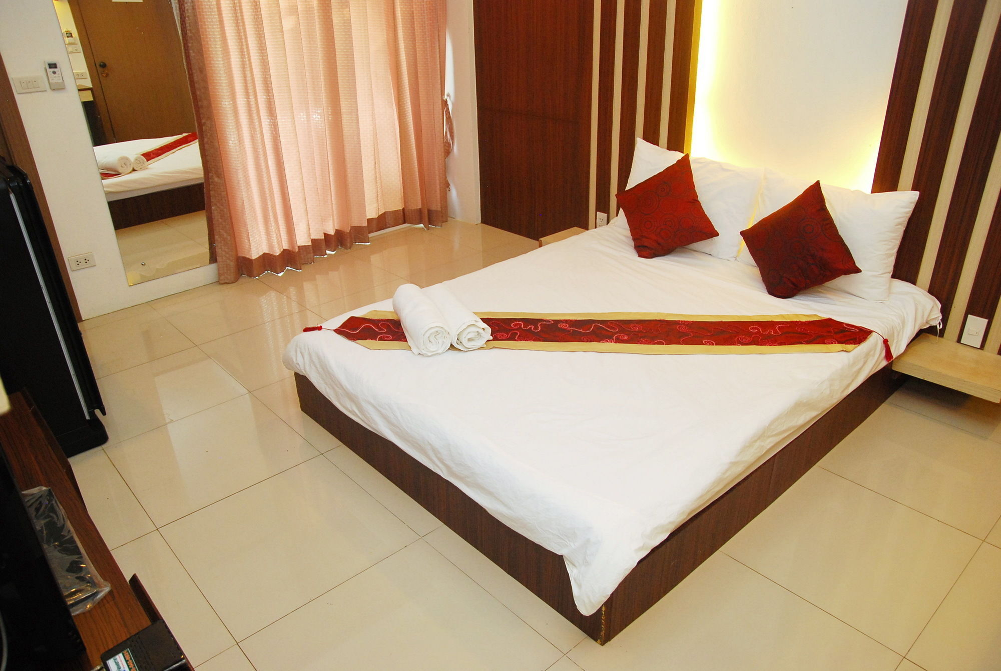 Ze Residence กรุงเทพมหานคร ภายนอก รูปภาพ